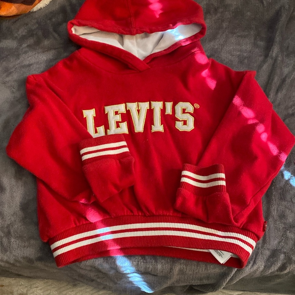 Kids small Levi’s sweatshirt